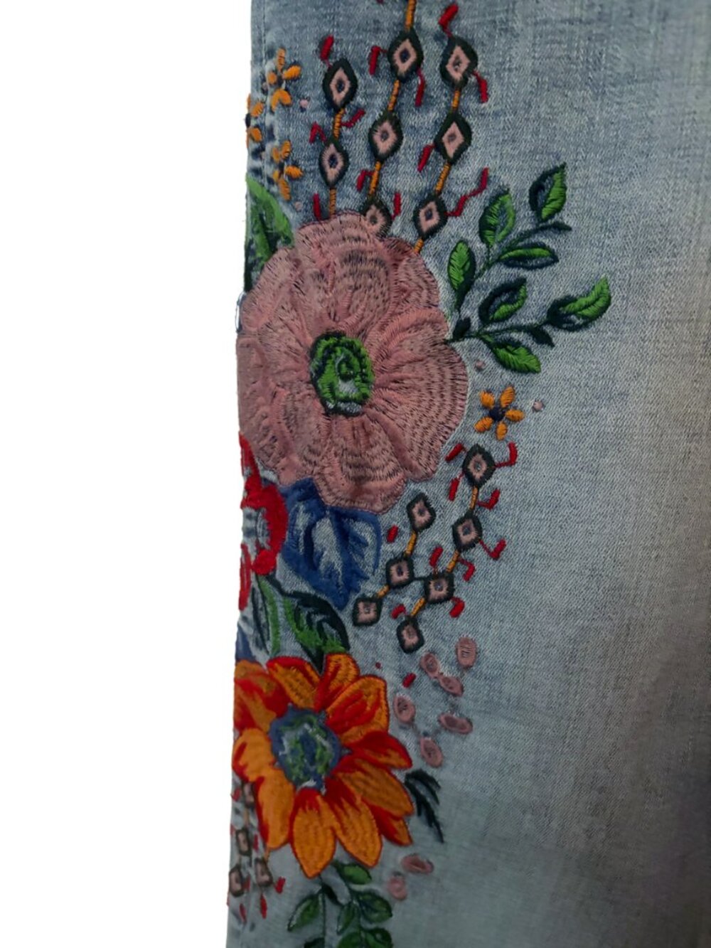 Chico's Embroidered Cropped Jeans Women’s Floral Denim Ankle Pants BOHO - Picture 4 of 8